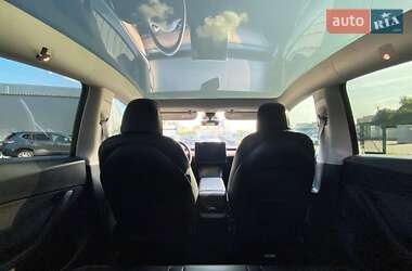 Внедорожник / Кроссовер Tesla Model Y 2022 в 