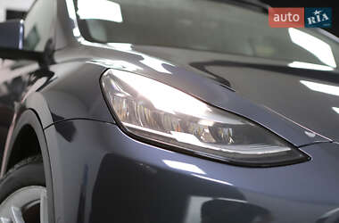 Позашляховик / Кросовер Tesla Model Y 2021 в 