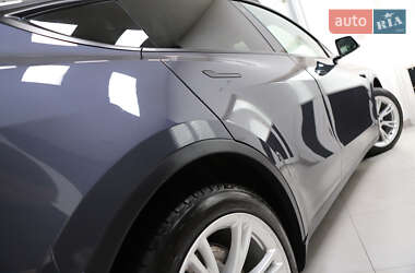 Позашляховик / Кросовер Tesla Model Y 2021 в 