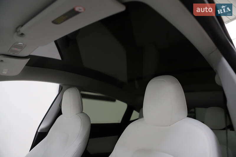 Внедорожник / Кроссовер Tesla Model Y 2021 в Дрогобыче