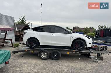 Позашляховик / Кросовер Tesla Model Y 2022 в 