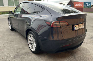 Внедорожник / Кроссовер Tesla Model Y 2024 в 