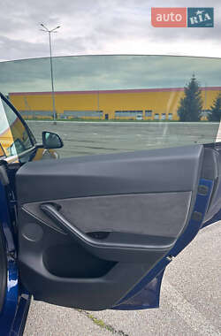 Позашляховик / Кросовер Tesla Model Y 2020 в 