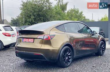 Внедорожник / Кроссовер Tesla Model Y 2021 в 