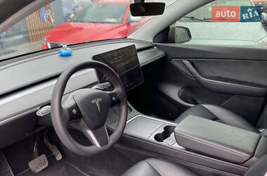 Внедорожник / Кроссовер Tesla Model Y 2021 в 