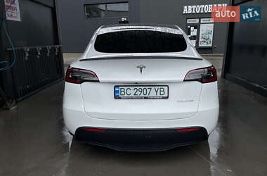 Позашляховик / Кросовер Tesla Model Y 2022 в 