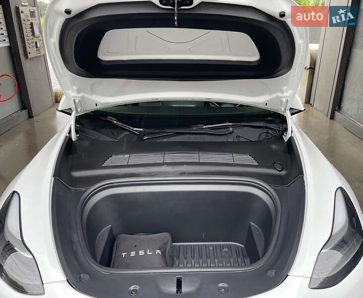 Внедорожник / Кроссовер Tesla Model Y 2022 в Львове фото 14 Внедорожник / Кроссовер Tesla Model Y 2022 в Львове