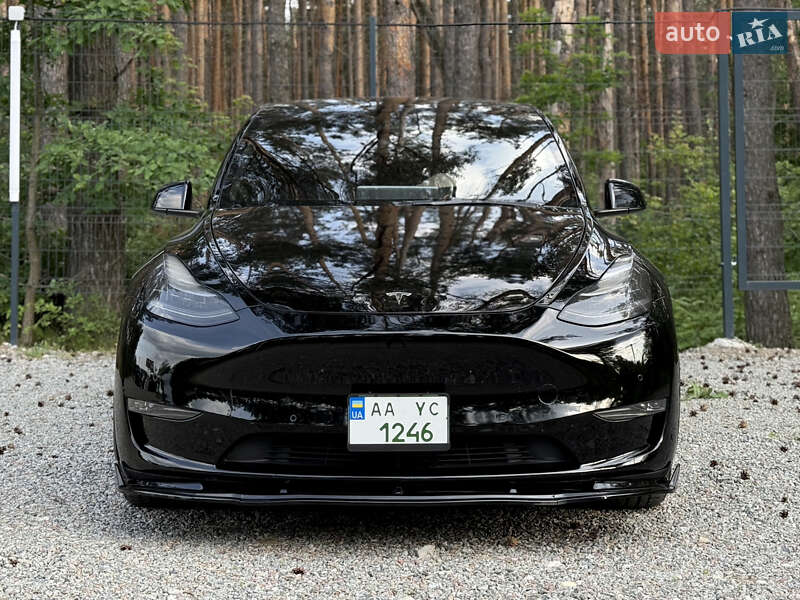Внедорожник / Кроссовер Tesla Model Y 2021 в Гостомеле