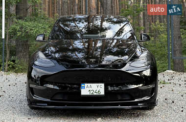 Позашляховик / Кросовер Tesla Model Y 2021 в 