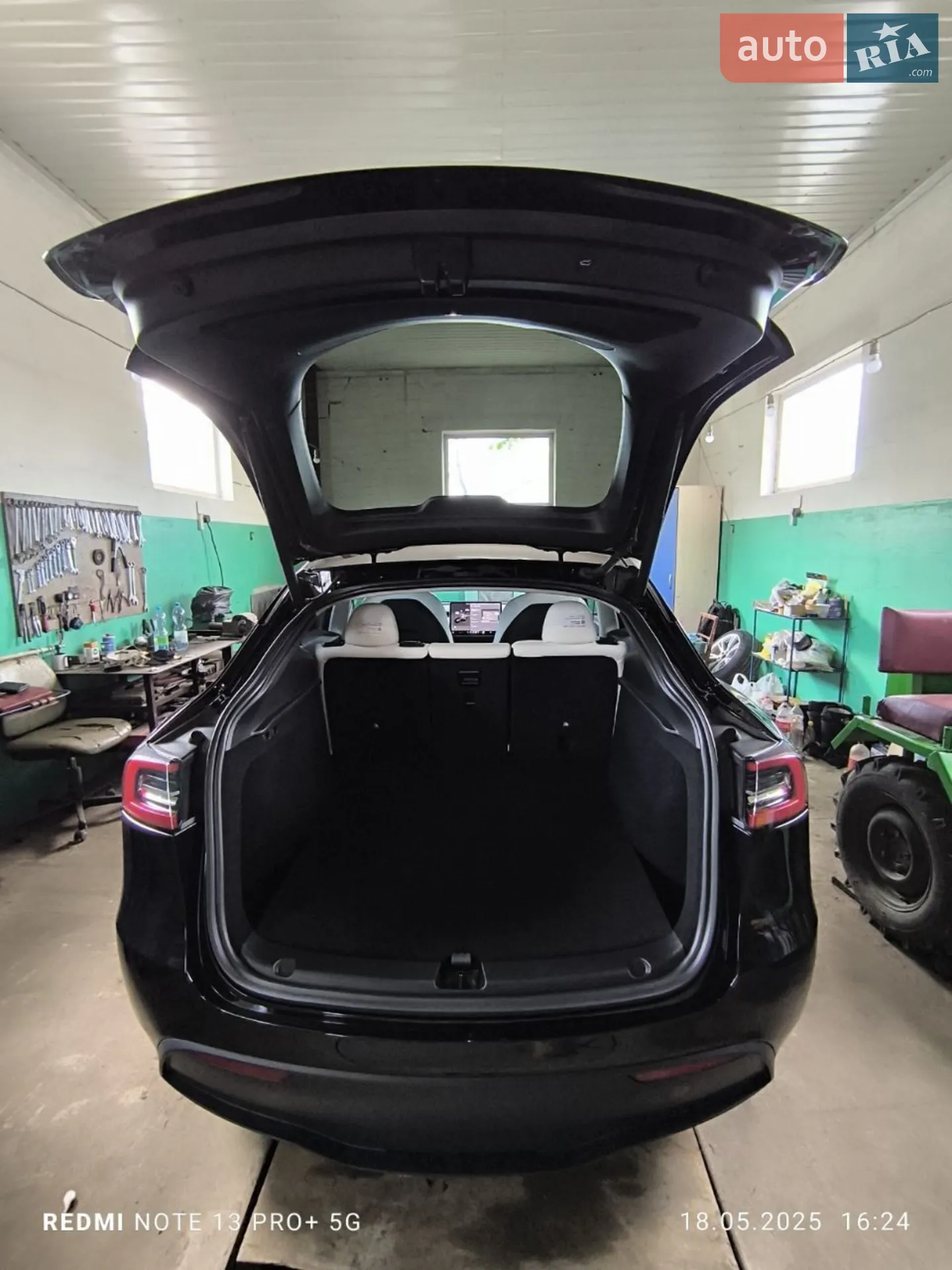 2024 Tesla Model Y - мініатюра 16