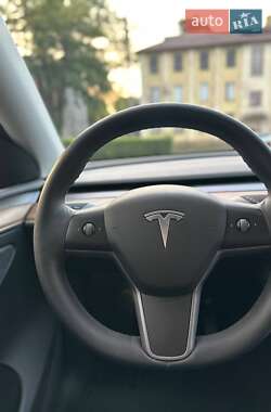 Внедорожник / Кроссовер Tesla Model Y 2022 в 