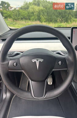 Внедорожник / Кроссовер Tesla Model Y 2021 в 