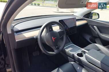 Внедорожник / Кроссовер Tesla Model Y 2021 в 