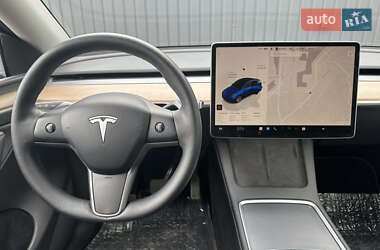 Внедорожник / Кроссовер Tesla Model Y 2022 в 