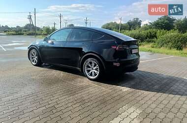 Позашляховик / Кросовер Tesla Model Y 2023 в 