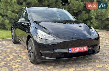 Внедорожник / Кроссовер Tesla Model Y 2024 в 