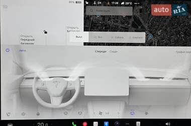 Внедорожник / Кроссовер Tesla Model Y 2024 в 