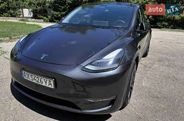 Внедорожник / Кроссовер Tesla Model Y 2024 в 