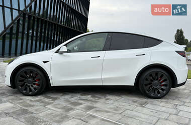 Внедорожник / Кроссовер Tesla Model Y 2023 в 