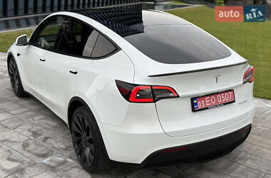 Внедорожник / Кроссовер Tesla Model Y 2023 в 