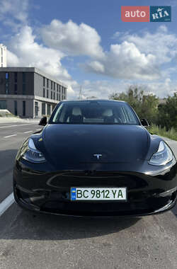 Внедорожник / Кроссовер Tesla Model Y 2021 в 