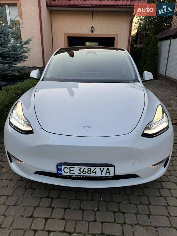 Позашляховик / Кросовер Tesla Model Y 2022 в Чернівцях фото 8 Позашляховик / Кросовер Tesla Model Y 2022 в Чернівцях