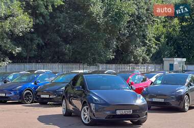 Позашляховик / Кросовер Tesla Model Y 2024 в 