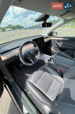 Внедорожник / Кроссовер Tesla Model Y 2023 в 