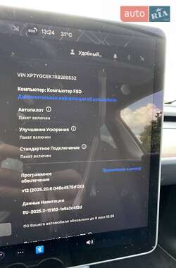 Внедорожник / Кроссовер Tesla Model Y 2023 в 