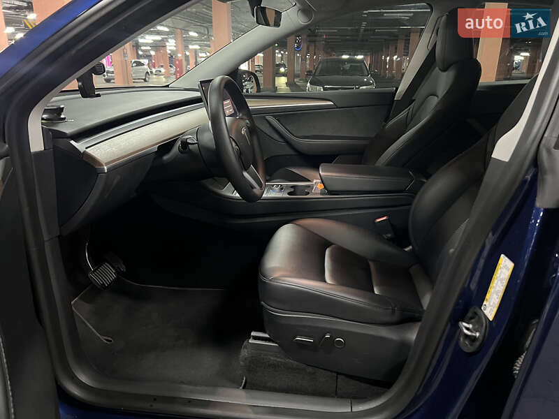 Позашляховик / Кросовер Tesla Model Y 2023 в Києві