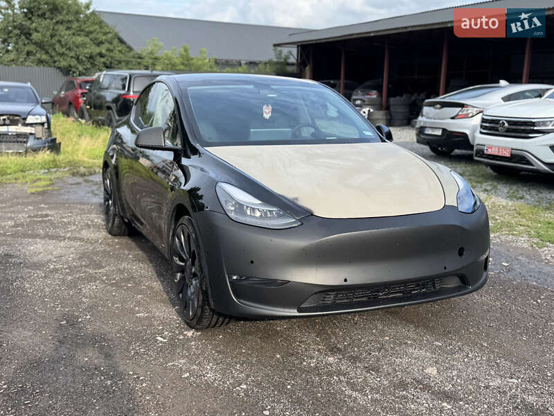 Внедорожник / Кроссовер Tesla Model Y 2022 в Ровно