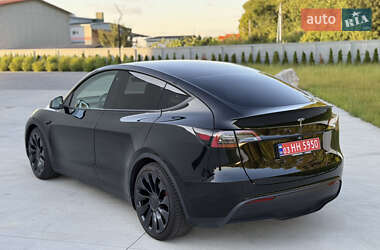 Внедорожник / Кроссовер Tesla Model Y 2022 в 