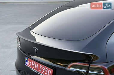Внедорожник / Кроссовер Tesla Model Y 2022 в 