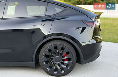 Внедорожник / Кроссовер Tesla Model Y 2022 в 