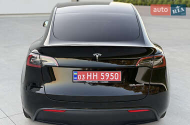 Внедорожник / Кроссовер Tesla Model Y 2022 в 