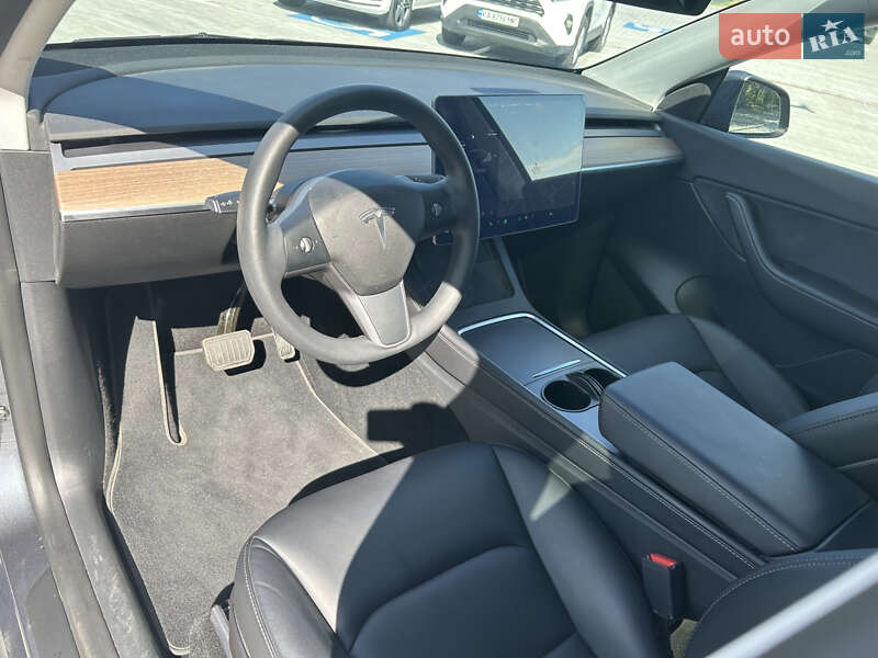 Позашляховик / Кросовер Tesla Model Y 2021 в Києві