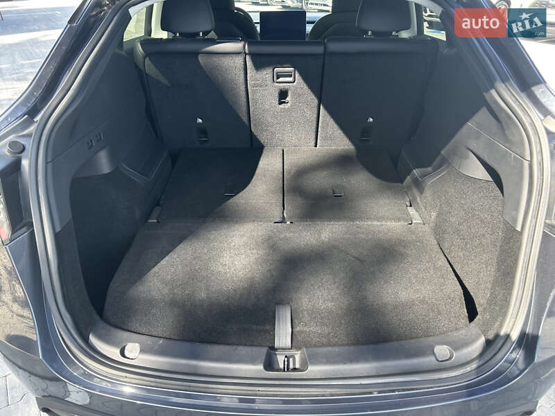 Позашляховик / Кросовер Tesla Model Y 2021 в Києві