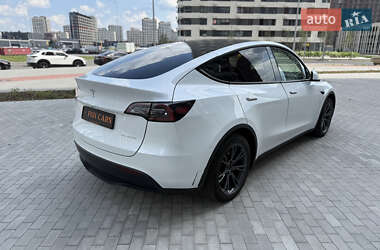 Внедорожник / Кроссовер Tesla Model Y 2024 в 