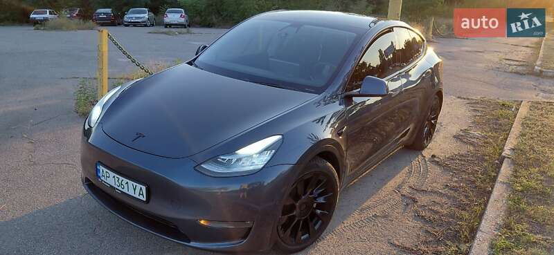 Tesla Model Y 2020
