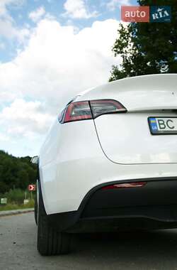 Внедорожник / Кроссовер Tesla Model Y 2020 в 