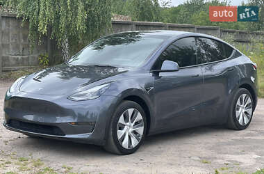 Внедорожник / Кроссовер Tesla Model Y 2023 в 