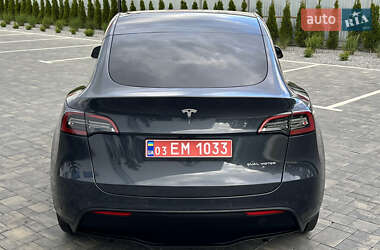 Внедорожник / Кроссовер Tesla Model Y 2021 в 