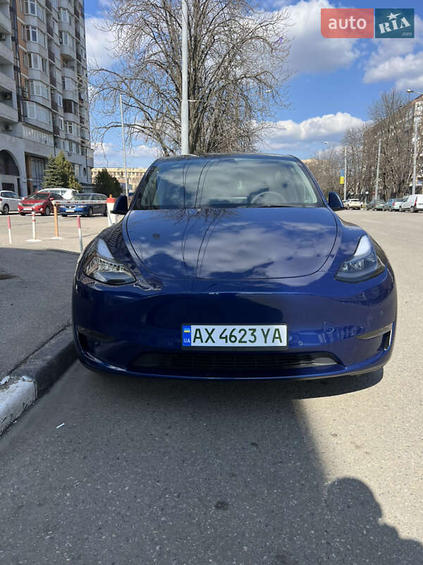 Tesla Model Y 2022