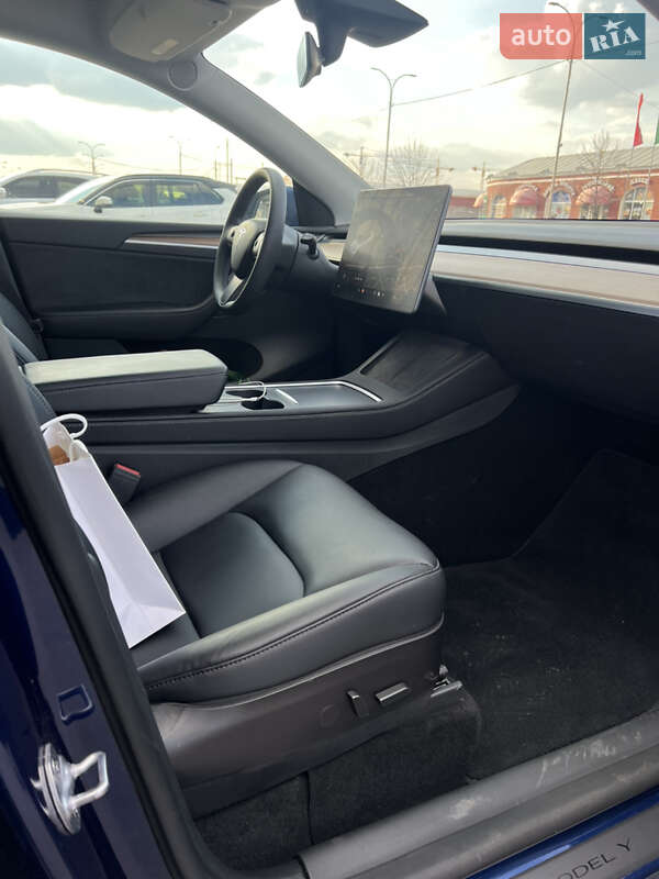 Позашляховик / Кросовер Tesla Model Y 2022 в Харкові