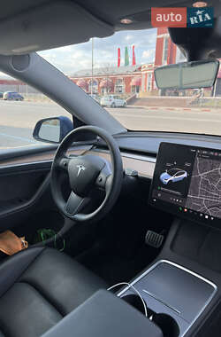 Внедорожник / Кроссовер Tesla Model Y 2022 в 