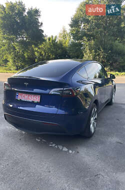 Внедорожник / Кроссовер Tesla Model Y 2023 в 