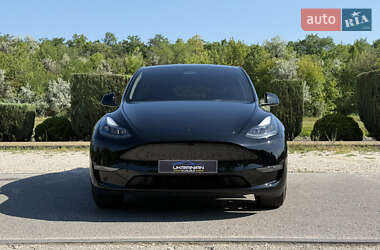 Внедорожник / Кроссовер Tesla Model Y 2023 в 