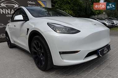 Внедорожник / Кроссовер Tesla Model Y 2024 в 