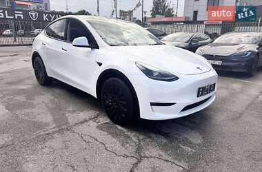 Внедорожник / Кроссовер Tesla Model Y 2023 в Киеве