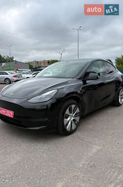 Внедорожник / Кроссовер Tesla Model Y 2023 в 